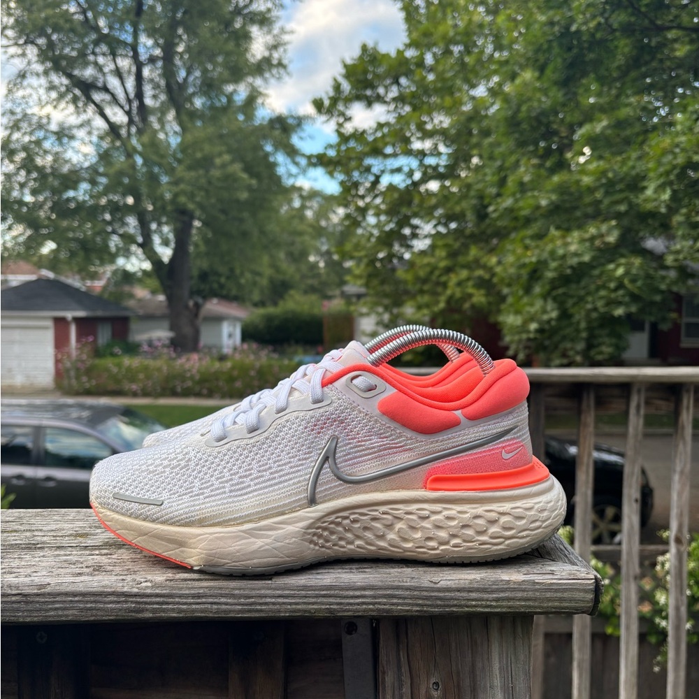 Nike Womens ZoomX Invincible Run FK CT2229-100 White Running Shoes Sneakers Sz 9